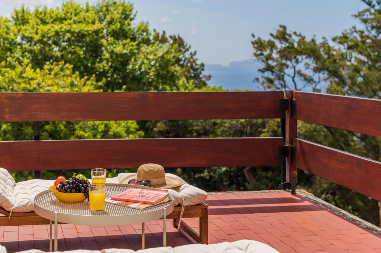 Matur I By An Island Apart Agua de Pena Exterior photo